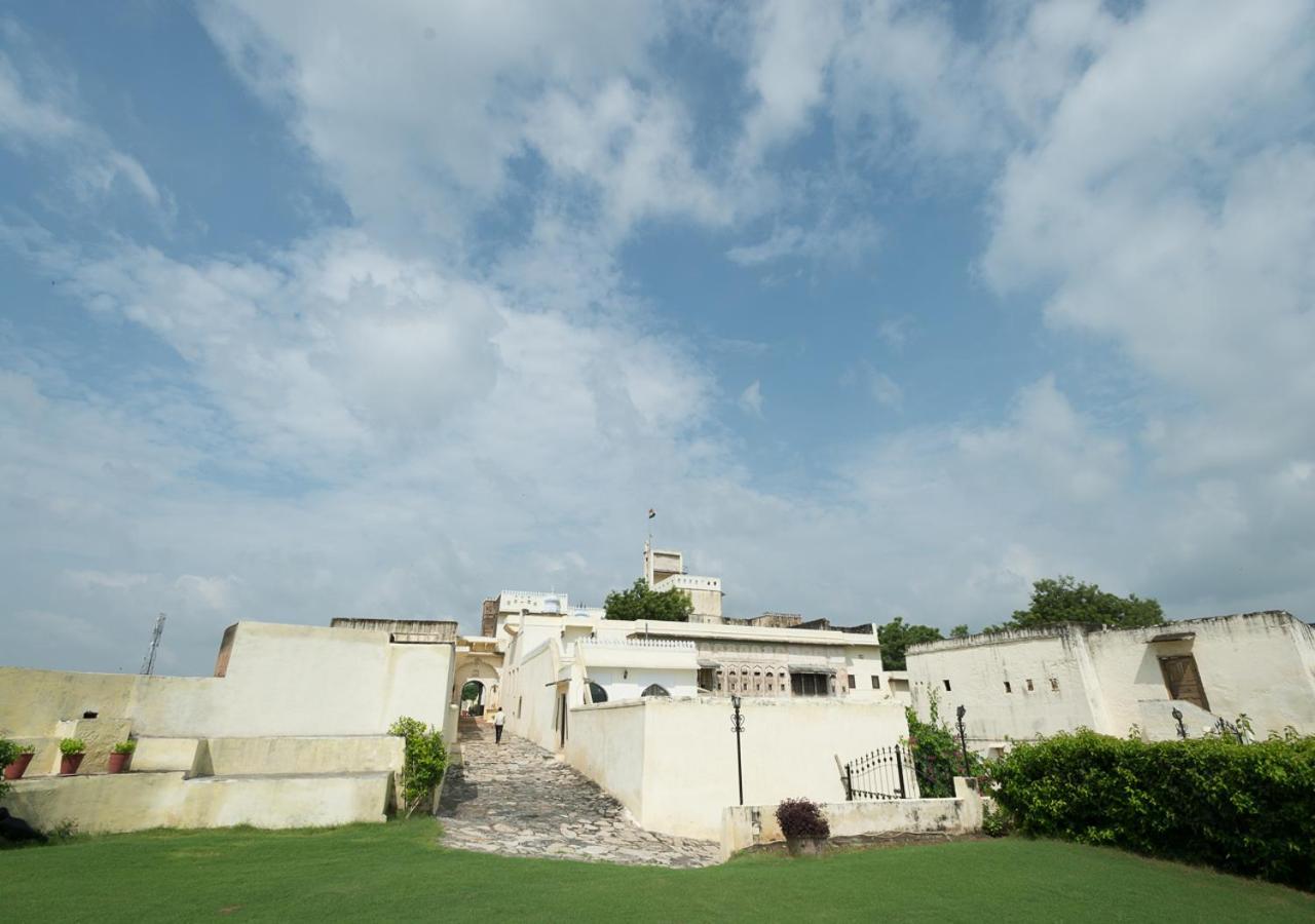 Fort Barli - A 16Th Century Castle Екстериор снимка